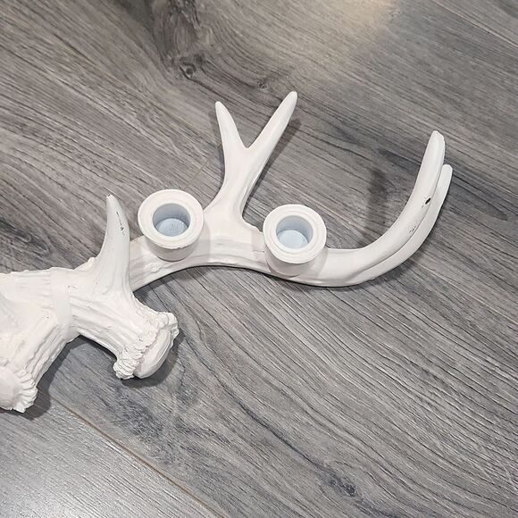 LG White 4 Candle Antler Centerpiece - Picture 3 of 8